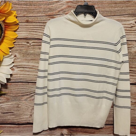 French Connection sweater Women's large long sleeve white/ black NWT - Picture 1 of 9